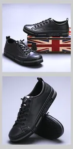 Dettaglio ravvicinato di scarpe casual in pelle nera da uomo con suole antiscivolo