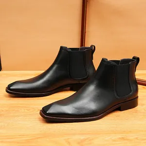 Botines Chelsea para hombre en cuero genuino negro con punta cuadrada para negocios
