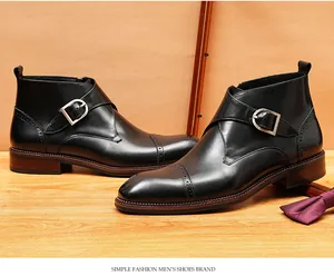 Bottines en cuir noir à boucle et détails richelieu pour homme style vintage chic