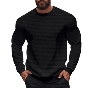 Slim fit men's long-sleeved t-shirt with black small grid texture and round neck