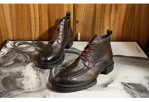 Premium-Herren-Martin-Stiefel aus braunem Leder mit Reißverschluss im Vintage-Look