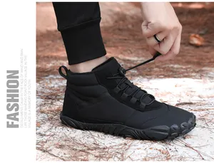 Men's thermal winter boots with plush lining and quick-lace system for outdoor wear