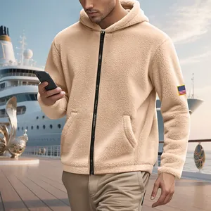 Sweat à capuche en polaire zippé pour homme avec écusson drapeau US sur un navire