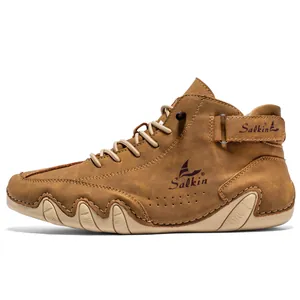 Seitenansicht der braunen High-Top-Oktopus-Freizeitstiefel für Herren mit Salkin-Logo