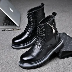 Elegante klassische schwarze Herren Martin Boots aus Leder mit Reißverschluss und dicker Sohle