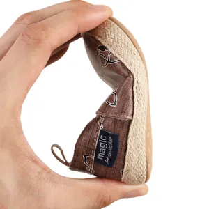Extreme Flexibilität weicher brauner Baby-Lauflernschuhe für Säuglinge von 0-12 Monaten