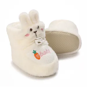 Chaussons en peluche douce pour bébé avec motif lapin mignon et doublure chaude