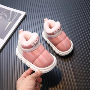 Wasserdichte rosa Kinder-Schneestiefel mit warmem Kunstfellfutter und dicken Sohlen