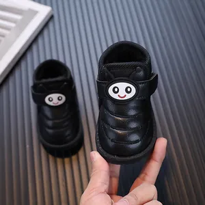Bottes de neige bébé noires avec visage d'insecte mignon, doublure polaire chaude et douce