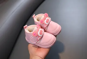 Warme rosa Baby-Schneestiefel für Kleinkinder mit Plüschfutter und Klettverschluss
