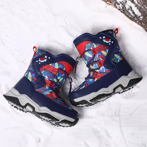 Warme Kinder-Winterstiefel mit hohem Schaft und rutschfesten Sohlen für den Außenbereich