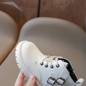 Bottes Martin classiques en cuir blanc pour enfants avec boucle et lacets élégants