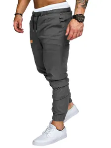 Pantalones cargo jogger gris oscuro para hombre con cordón y tobillos elásticos