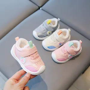 Winter warm waterproof leather toddler shoes with soft soles for toddlers 1-3 years old