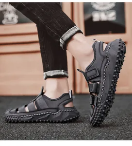 Sandales en cuir noir pour hommes avec bout fermé et semelle antidérapante respirante