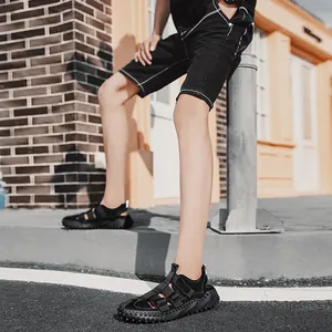 Sandales d'été pour hommes en cuir véritable noir avec semelle antidérapante et respirante