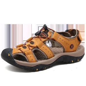 Men's leather outdoor beach sandals with closed-toe anti-collision design