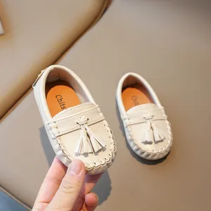 Mocassins en cuir blanc pour enfants avec glands, chaussures style britannique