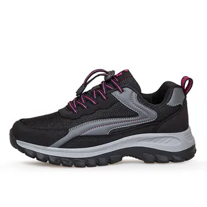Seitenansicht atmungsaktiver Mesh-Walking-Sneaker für Senioren mit weicher Sohle