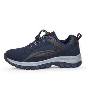 Marineblaue atmungsaktive Mesh-Walkingschuhe für Senioren mit weicher, leichter Sohle