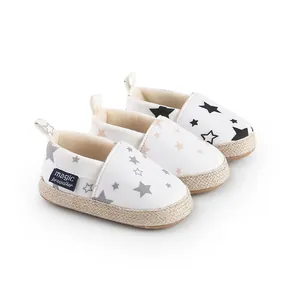 Set de zapatos de lona para bebés con estampado de estrellas y suela de yute