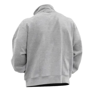 Gedetailleerd achteraanzicht van een lichtgrijs herensweatshirt met lange mouwen en rits