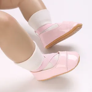 Élégantes chaussures de princesse en cuir verni rose pour bébé avec brides élastiques