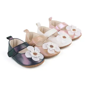 Weiche Baby-Lauflernschuhe für Mädchen mit Blumen-Design in vier modischen Farben erhältlich