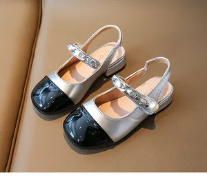 Elegant silver and black girls' Mary Jane sandals featuring a pearl and chain strap