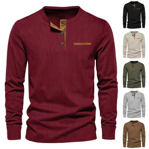 Camiseta Henley de pana ajustada para hombre de manga larga disponible en varios colores