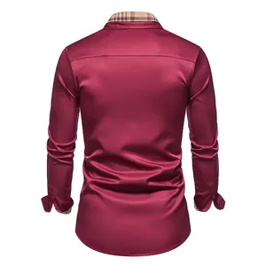 Vue arrière détaillée d'une chemise bordeaux pour hommes avec col rétro à carreaux