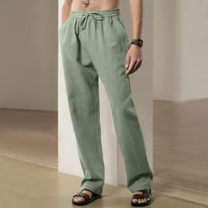 Detailweergave van de lichtgroene vrijetijdsbroek met rechte pijpen voor heren luxe