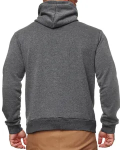 Vista posteriore di una comoda felpa con cappuccio grigio melange da uomo con polsini.