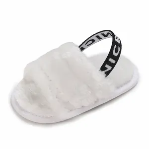 Adorables sandales d'été blanches et duveteuses pour bébé fille avec bride élastique