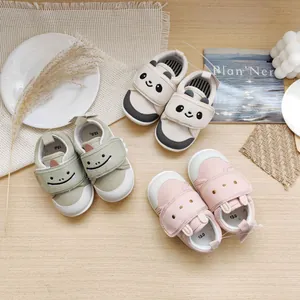 Chaussures Bébé Premier Pas Dessin Animé Animal Toile Semelle Souple Baskets Tout-petit Crochet et Boucle Panda Lapin Requin