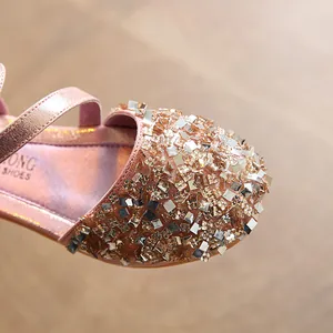 Elegant pink sequined dress shoes for girls featuring sparkling detail for spring 2025