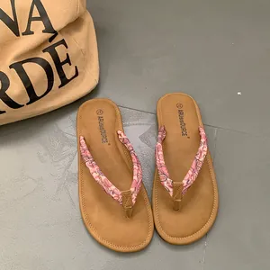 Chanclas de playa de verano para mujer con tiras de cachemira rosa y suela marrón elegante