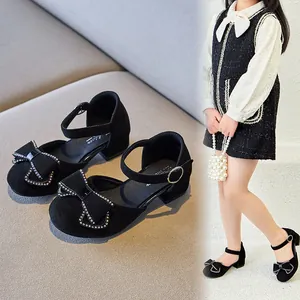 Elegantes zapatos de princesa negros para niña con lazo de diamantes