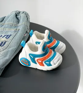Leichte Caterpillar-Sneaker für Kleinkinder mit weicher Sohle für Baby-Lauflernschuhe