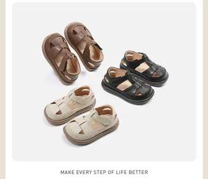 Klassische Leder-Sandalen für Kleinkinder in Schwarz, Braun und Beige mit Klettverschluss
