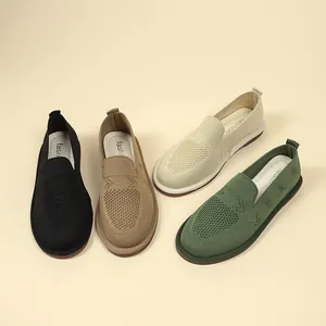 Scarpe Casual da Donna in Mesh Flyknit Loafers Slip On Traspiranti Comode Leggere Scarpe da Passeggio in Maglia Sneakers Basse