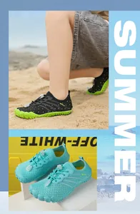 Detailansicht atmungsaktiver Kinder-Wasserschuhe mit rutschfester Weichsohle zum Schwimmen und Schnorcheln