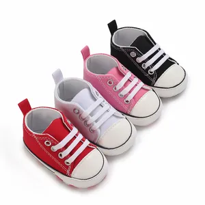 Frühjahr/Sommer-Kollektion: Baby-Canvas-Schuhe in Rot, Weiß, Rosa und Schwarz