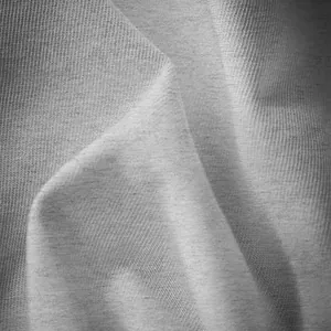 Detalle macro de tejido de algodón transpirable de alta calidad para camiseta hombre