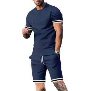 Conjunto deportivo de dos piezas azul marino para hombre con camiseta y pantalón corto
