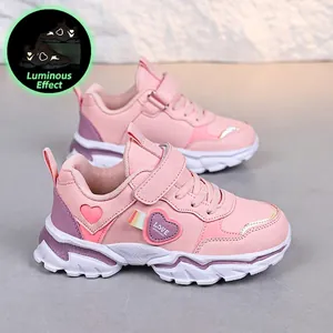 Mädchen Leichte Herz Laufschuhe Kunstleder MD Sohle Reflektierende Sneakers Kinder Lässige Klettverschluss Sportschuhe
