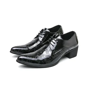 Men's black patent leather pointed toe shoes with paisley pattern and chunky heel