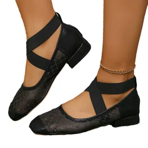 Eleganti ballerine Mary Jane in mesh nero con cinturini incrociati e punta quadrata moderna