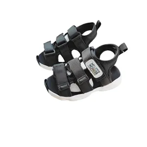 Sandali sportivi neri traspiranti per bambini con tripla chiusura in velcro