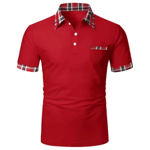 Nahaufnahme eines roten Herren-Poloshirts mit klassischem Karomuster an Kragen und Tasche.